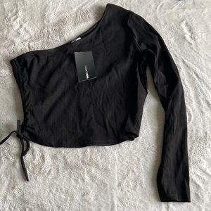 Fashion Nova Top size 1X Color Black